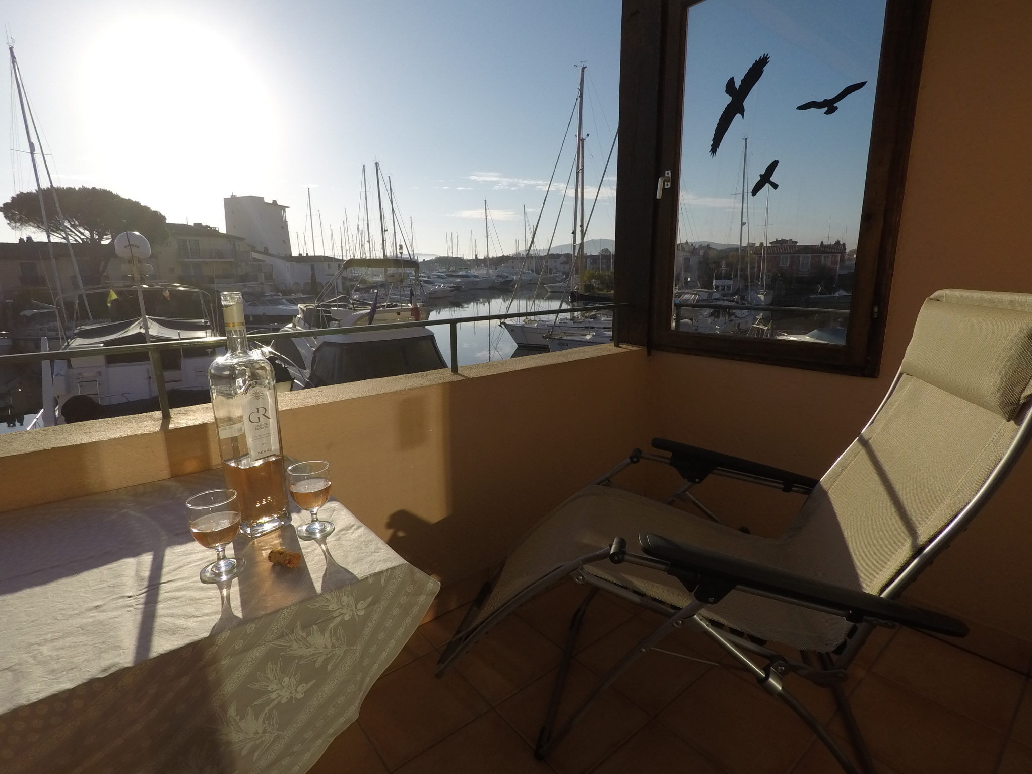 port-grimaud-ferienwohnung-balkon