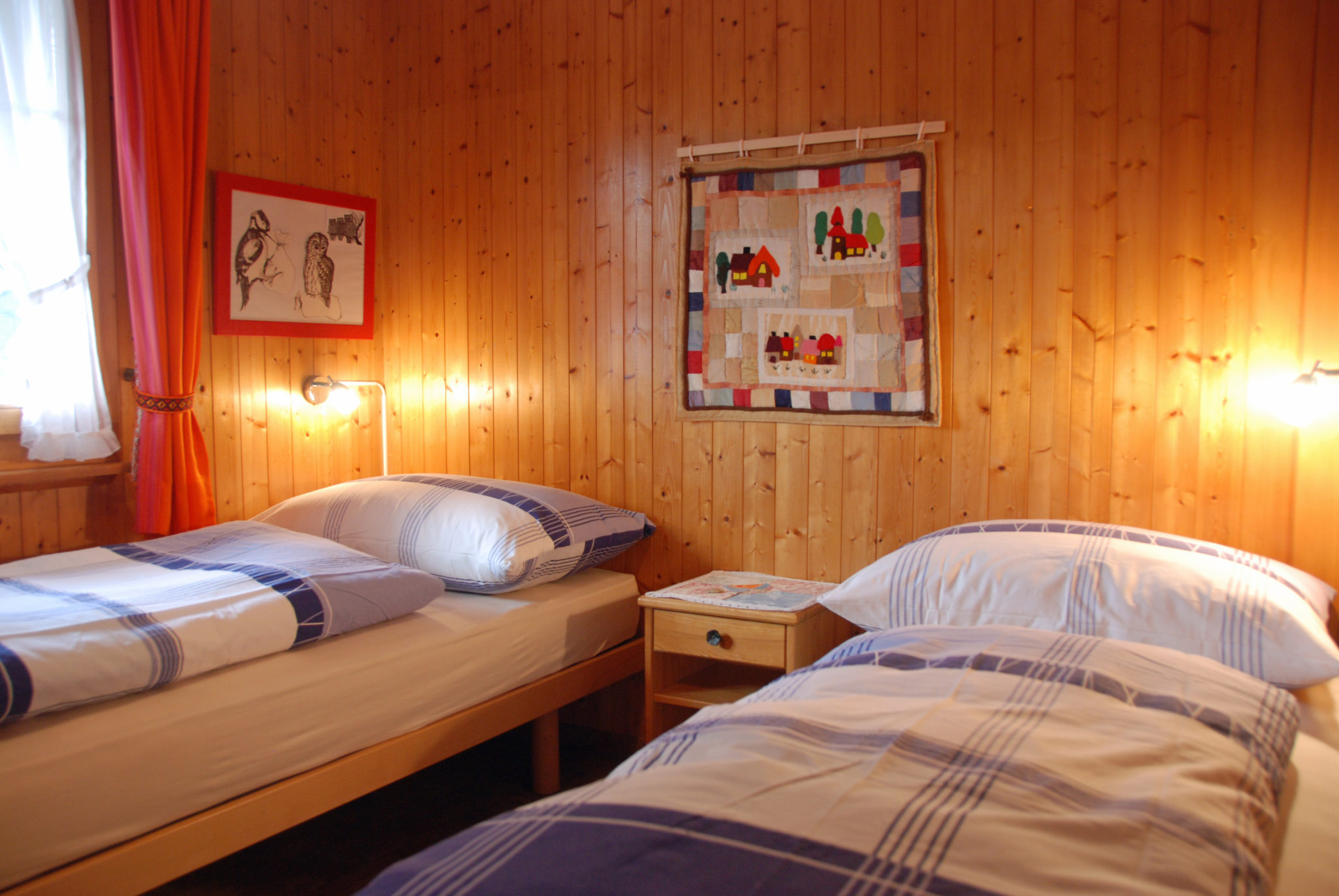 brienz-ferienhaus-schlafzimmer
